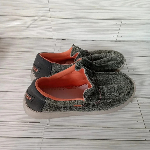 Hey dude wally youth 2 slip on shoes - Picture 1 of 5